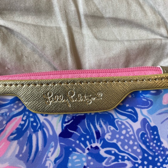 Lilly pulitzer wallet coin purse with keychain attachment - Picture 2 of 4